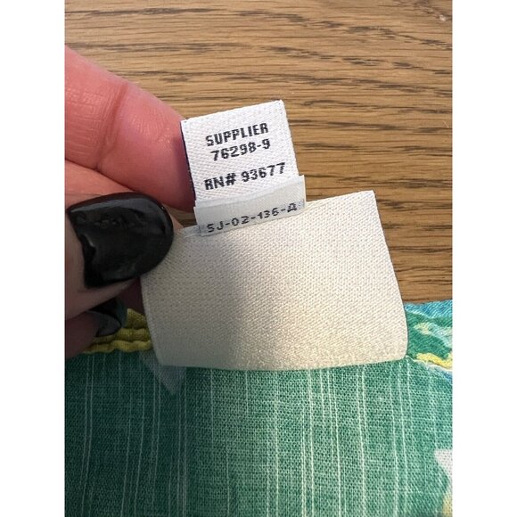 St. Johns Bay Women Green Floral Long Sleeve Blouse Size Large Hawaiian Colorful - Picture 12 of 14